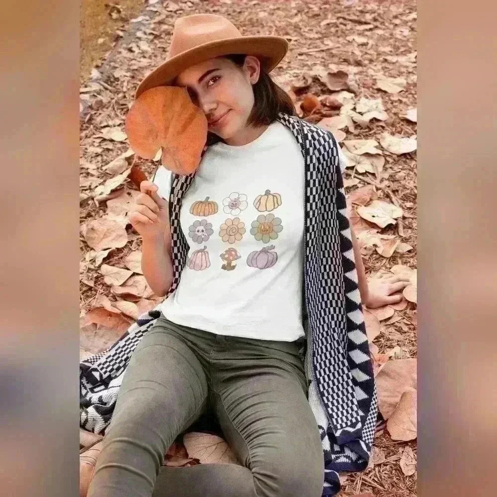 Nataly thyme flower/pumpkin tee shirt